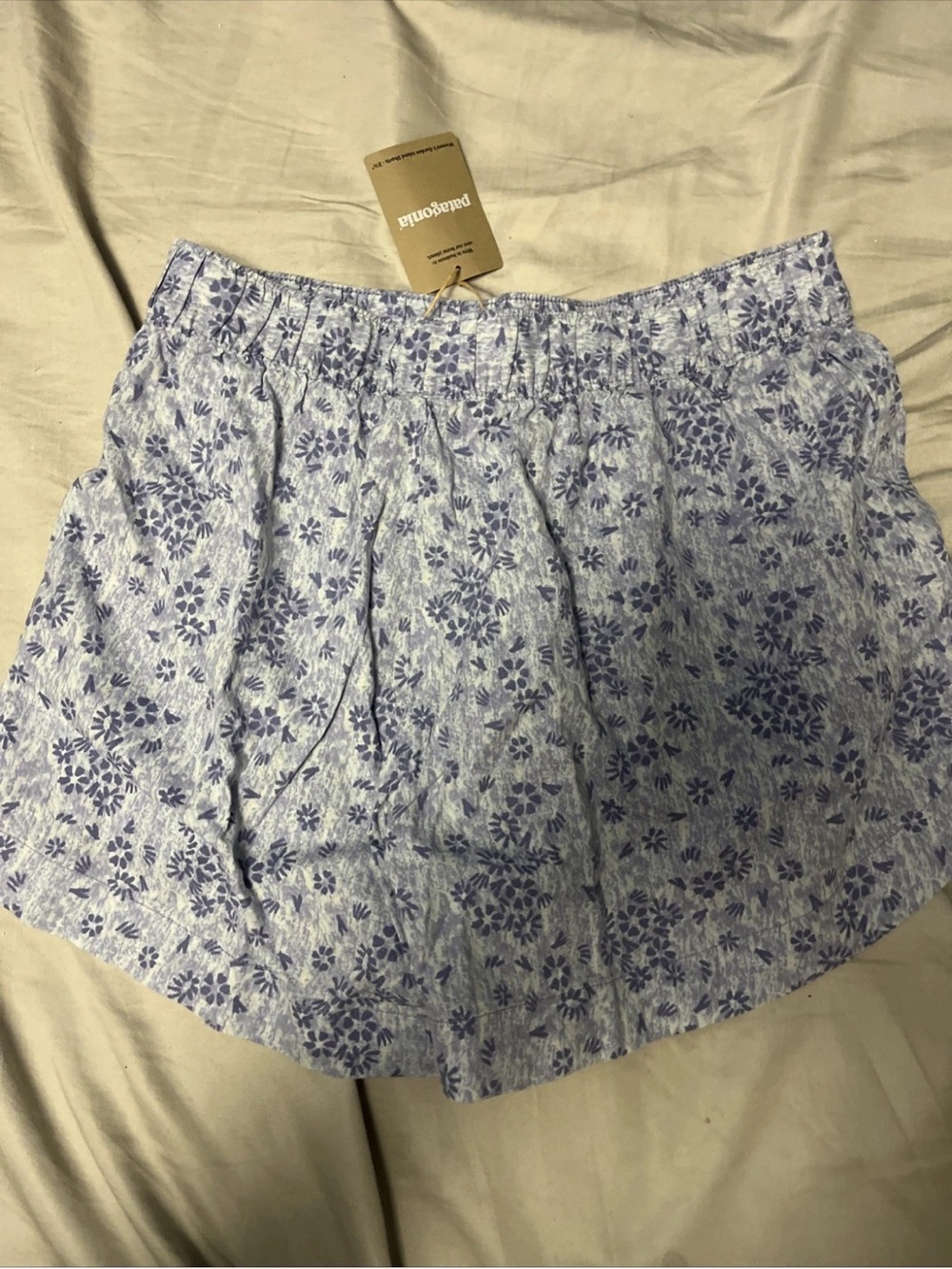 Patagonia Womens garden island Light Blue/Purple Floral Short with Elastic Waist
